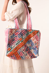 ZIPPER TOTE BAG