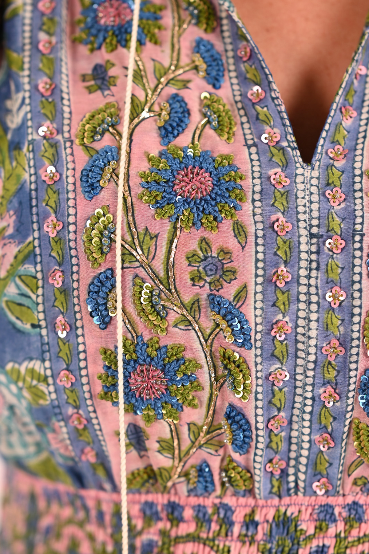 Embroidered Kat Mini